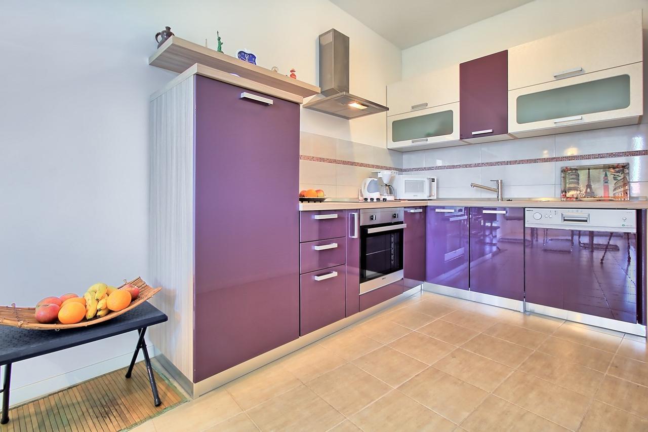 Summertime House With Apartment Umag Bagian luar foto
